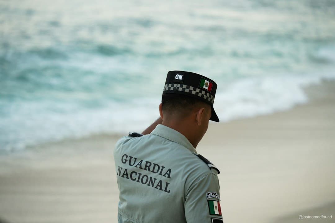 Trump mantiene a México en la lista de países narcotraficantes y exige arrestar a “narcopolíticos” (imagen adicional)