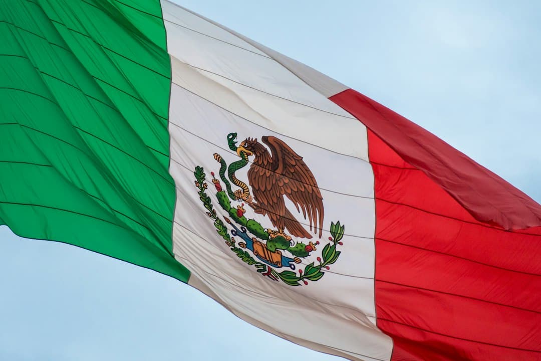 Analistas elevan previsión del PIB de México a 1.4% y mejora el clima para hacer negocios